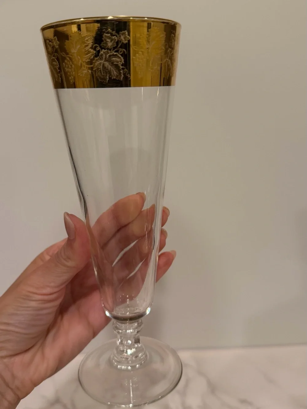 Vintage Gold Rim Etched Grapevine Pilsner Glasses Set of 2 Clear Beer Glasses 8.